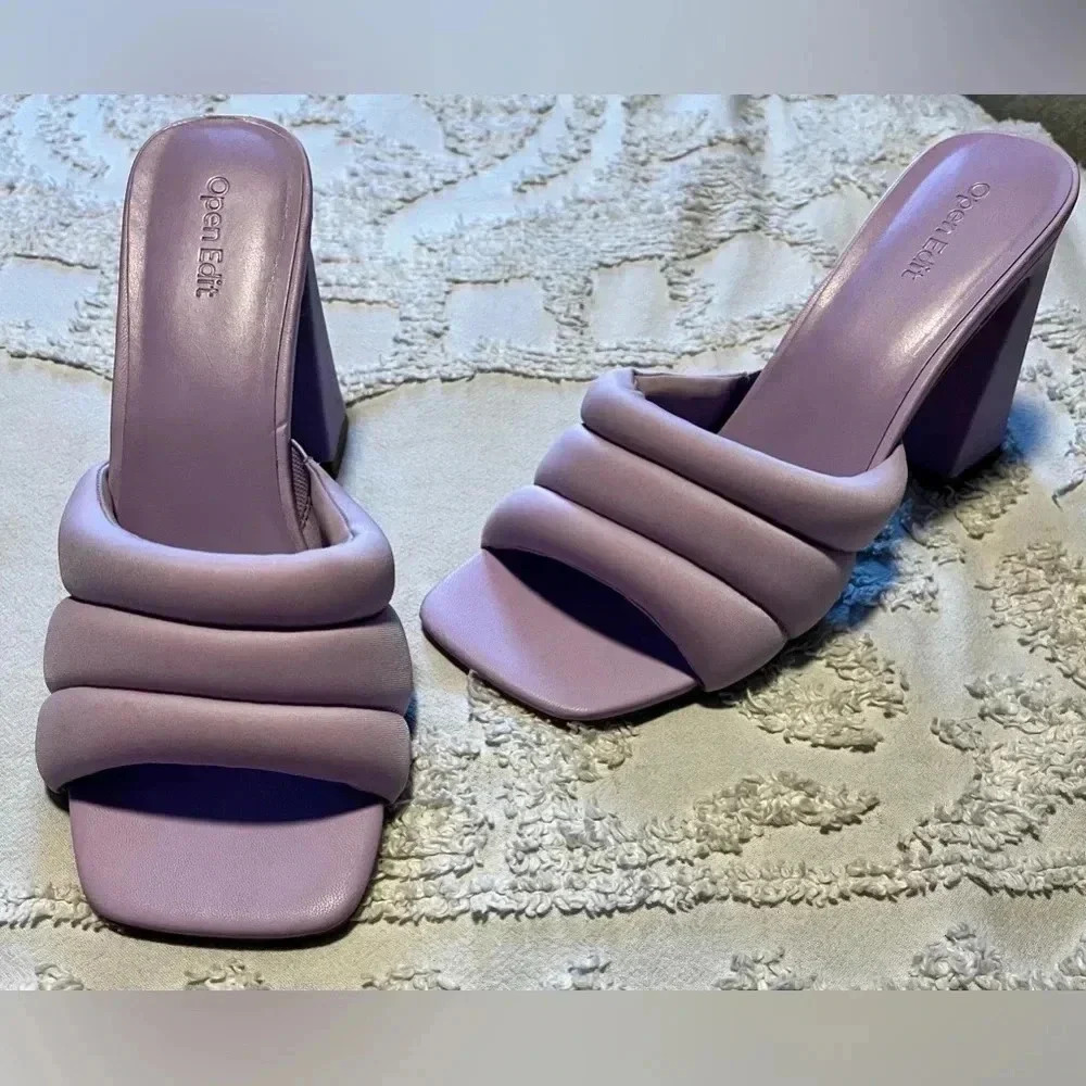 Open Edit SHEENA SANDAL IN PURPLE SPRAY